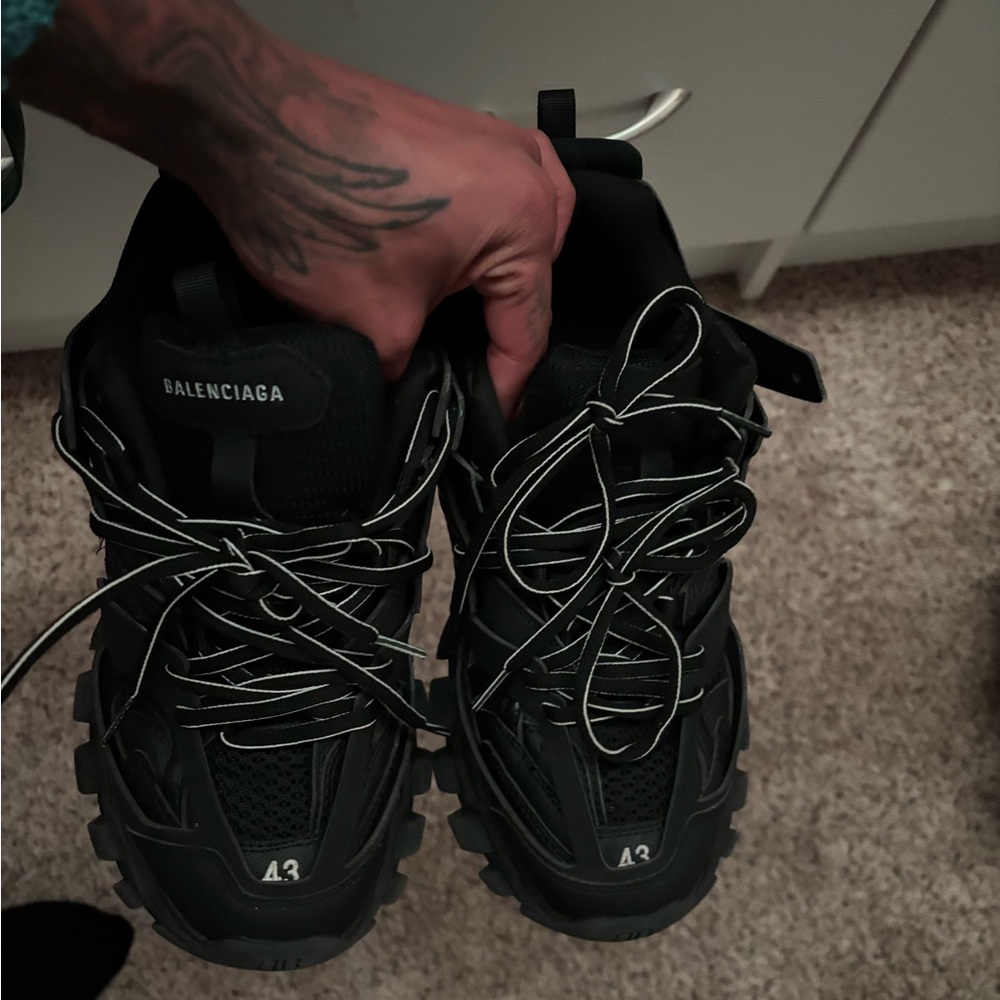 Black balenciaga track 1
